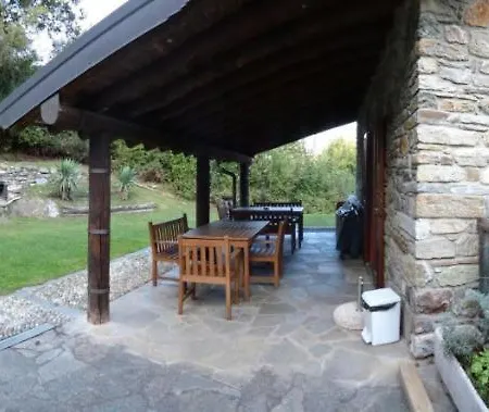 Sleeps 10 Pool * Plesio